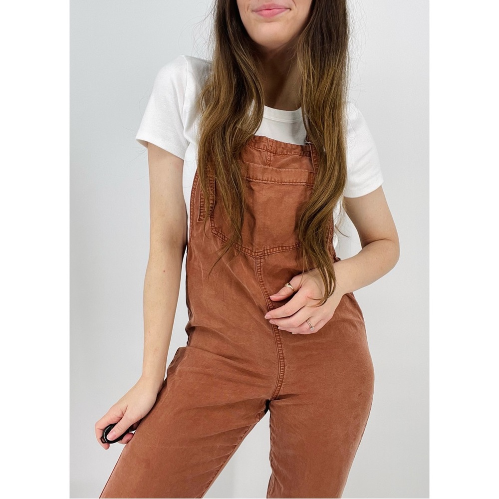 aerie slouchy terracotta overalls size xs